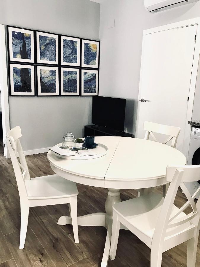 Apartamentos Elite - Art Collection - Vincent メリダ エクステリア 写真